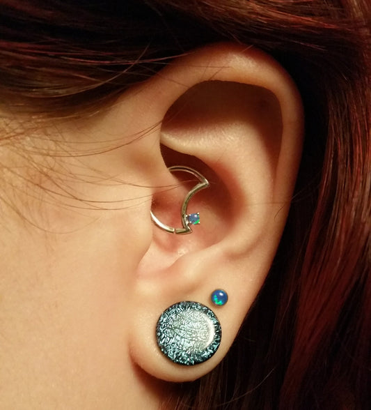 Daith Piercings: Why the "Headache Piercing" Isn't a Thing