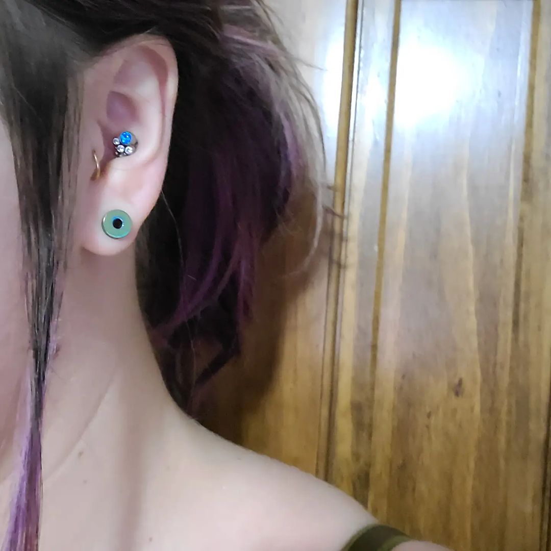 Anodized Screw Fit Tunnel Pair - Avanti Body Jewelry