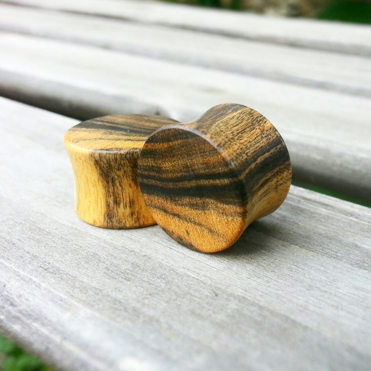 OMW | Simple Wood Plug Pair - Avanti Body Jewelry