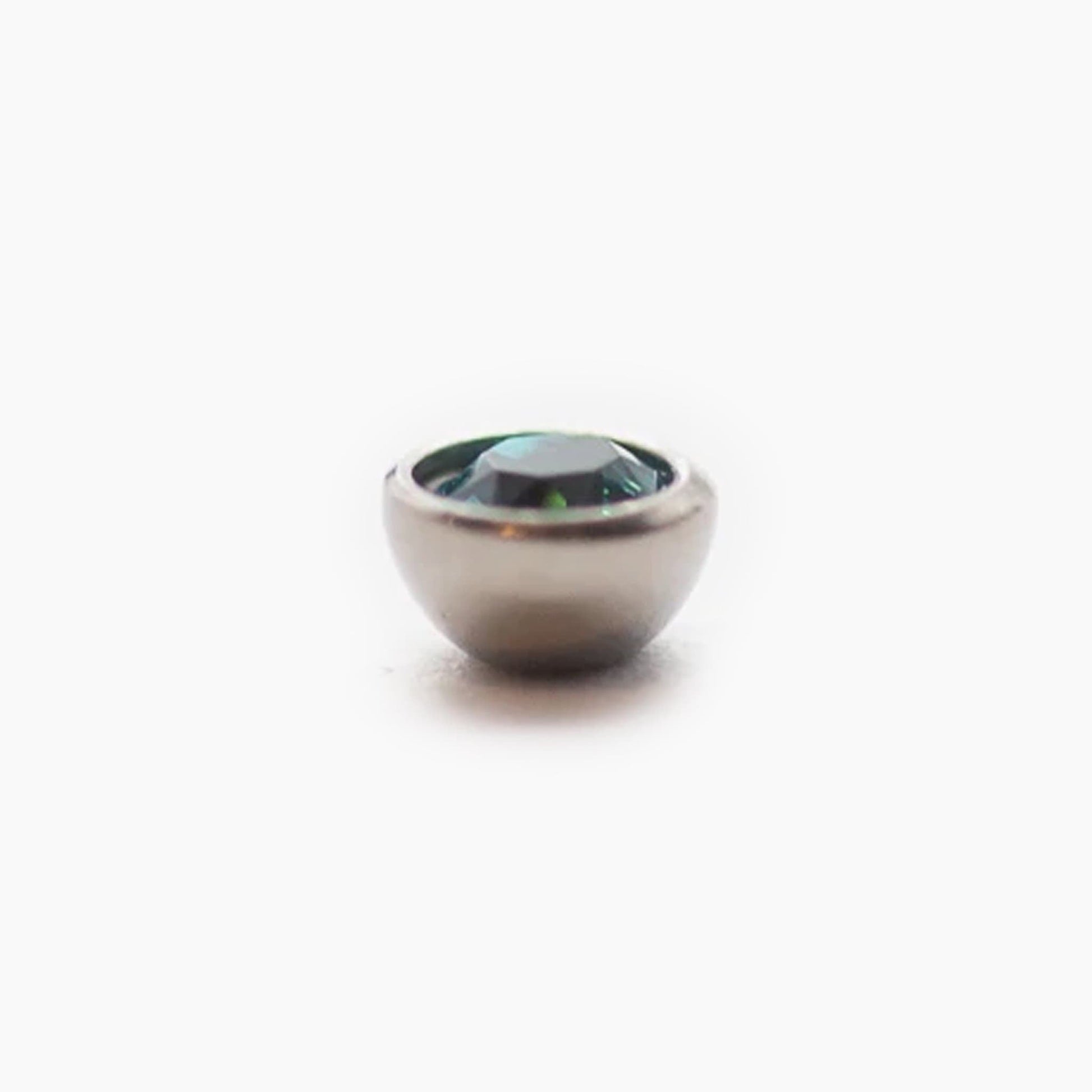 Bezel Set Gem | Titanium Threadless Top For Nose, Ears & Lip - Avanti Body Jewelry