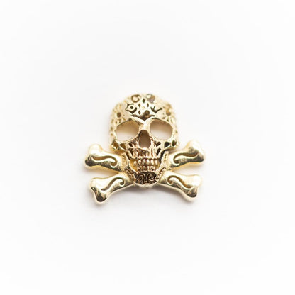 Skull & Crossbones | 14K Threadless Top For Nose, Ears & Lip - Avanti Body Jewelry