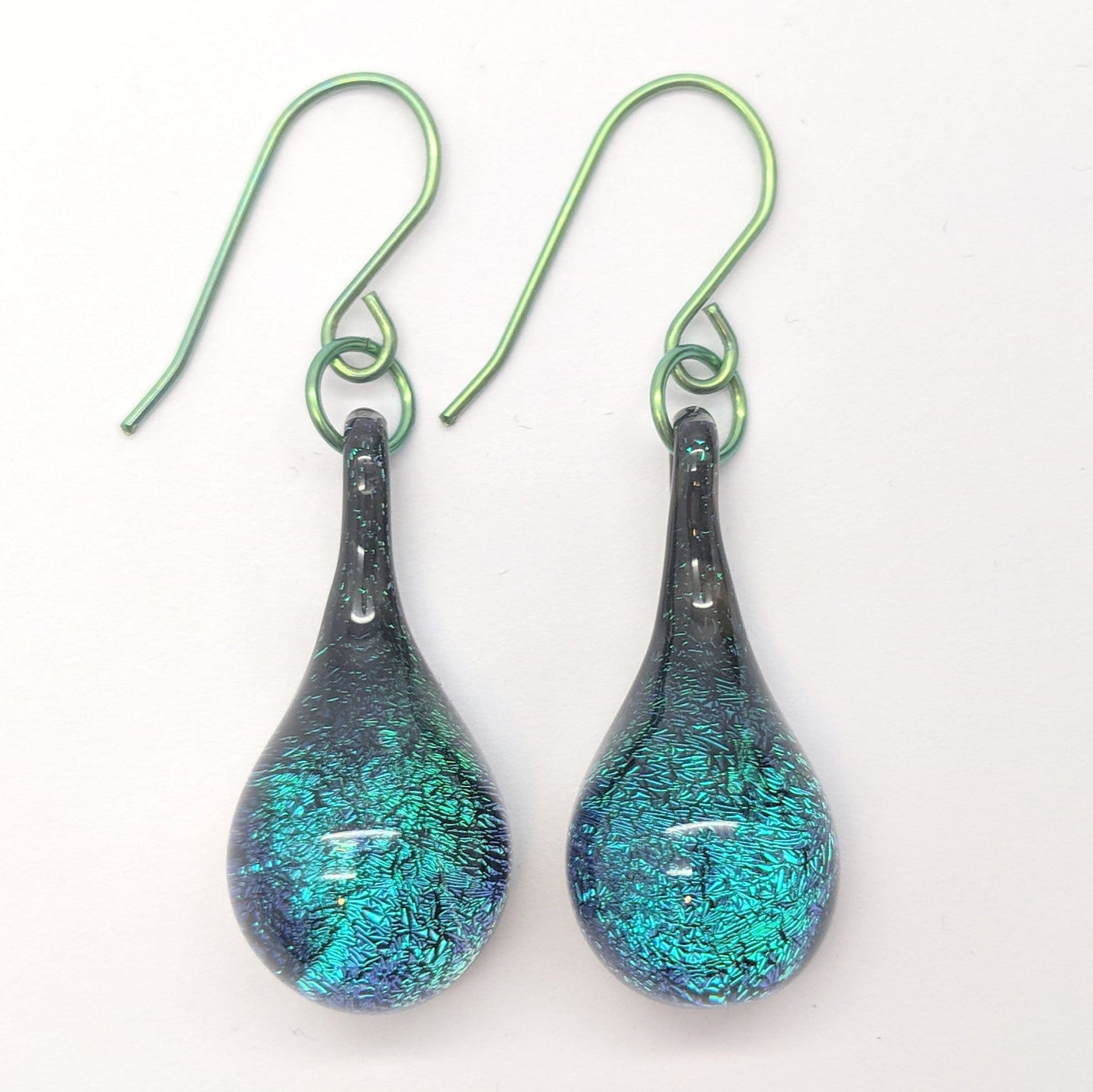 Gorilla Glass | Dichro Glass Droplet Earring Pair on Niobium - Avanti Body Jewelry