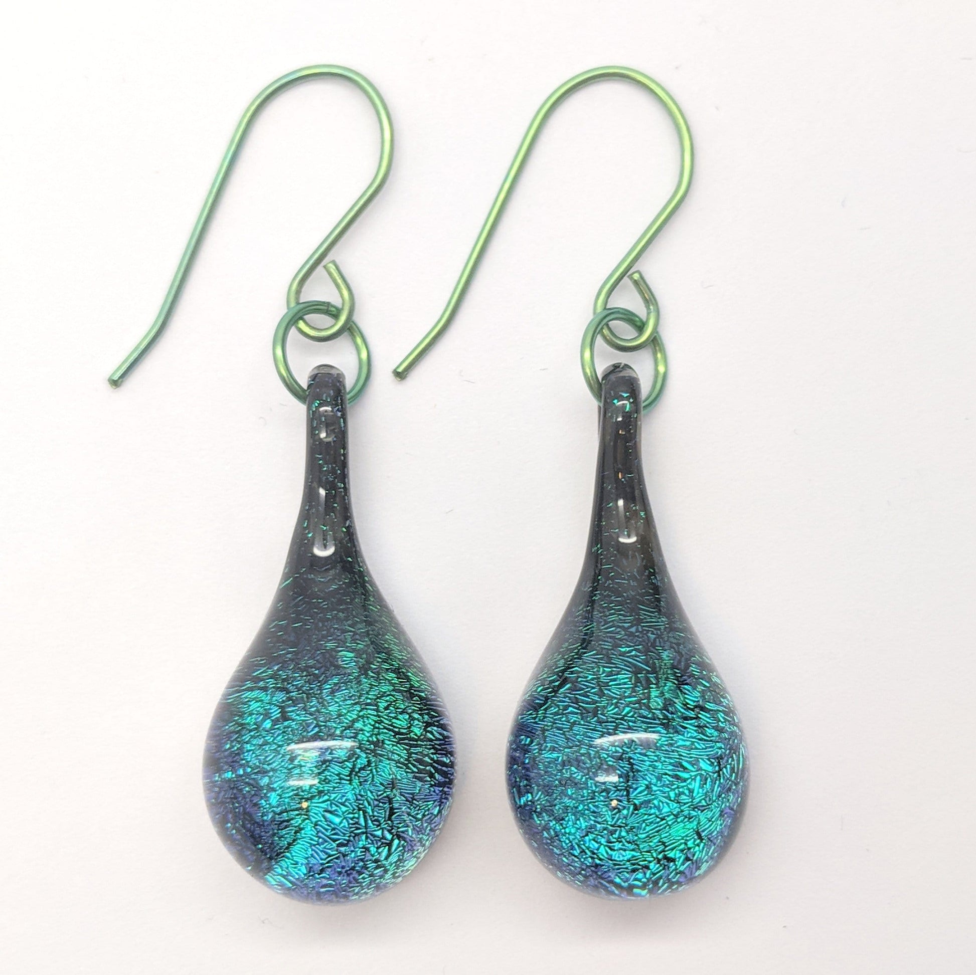 Gorilla Glass | Dichro Glass Droplet Earring Pair on Niobium - Avanti Body Jewelry